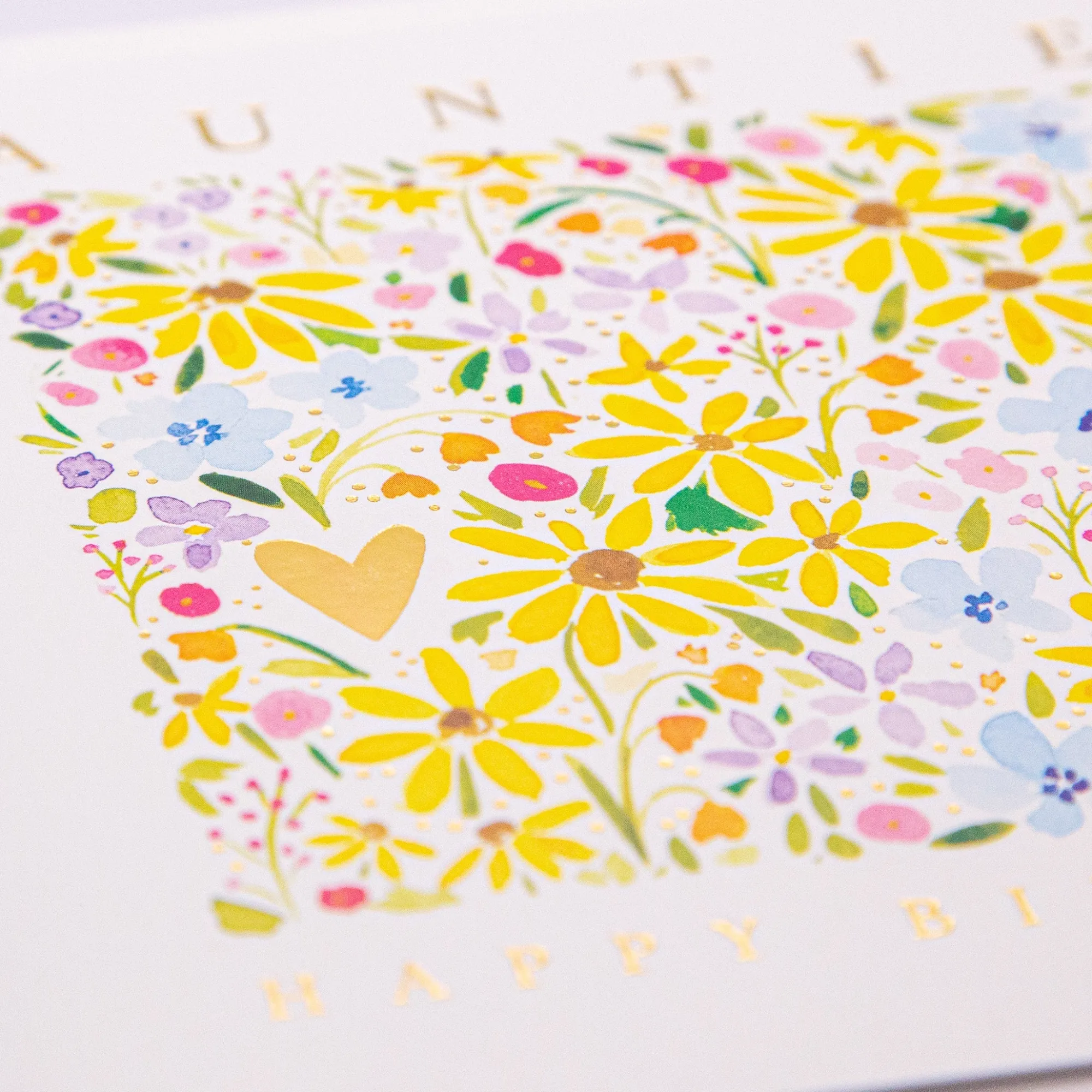 Birthday|For Relatives*Whistlefish Auntie Floral Birthday Card