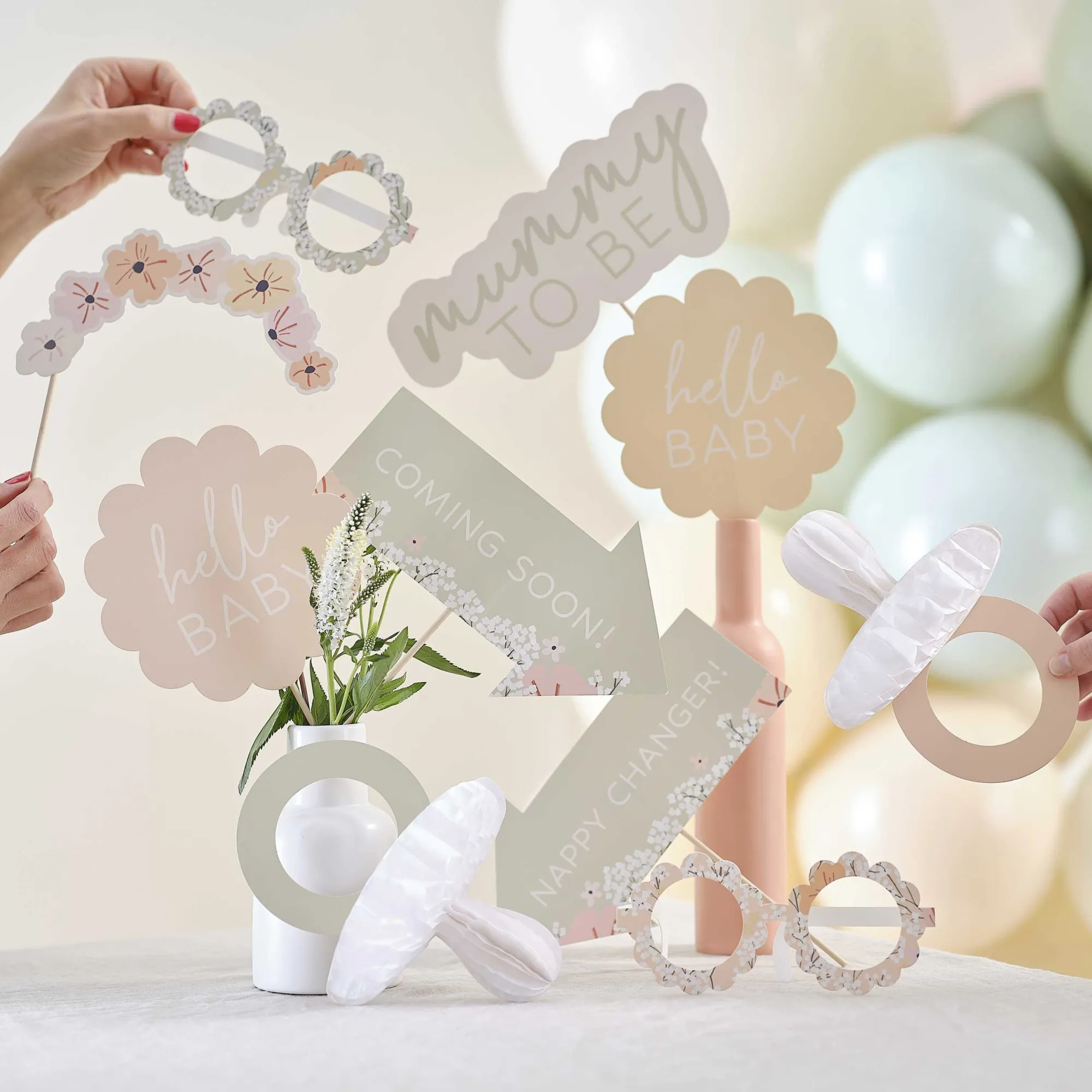 Floral|Baby Shower*Whistlefish Floral Baby Shower Photo Booth Props
