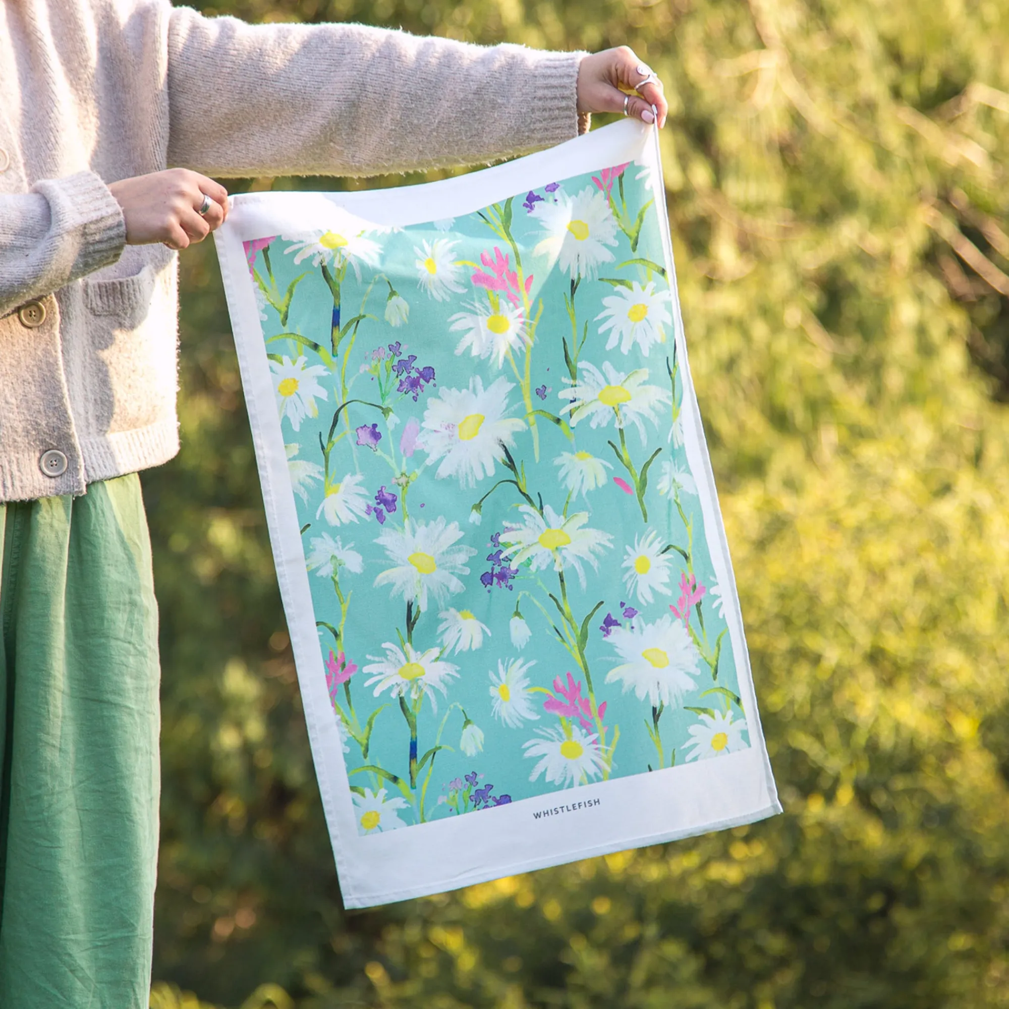 Under £20|Under £10*Whistlefish Messy Daisy Tea Towel