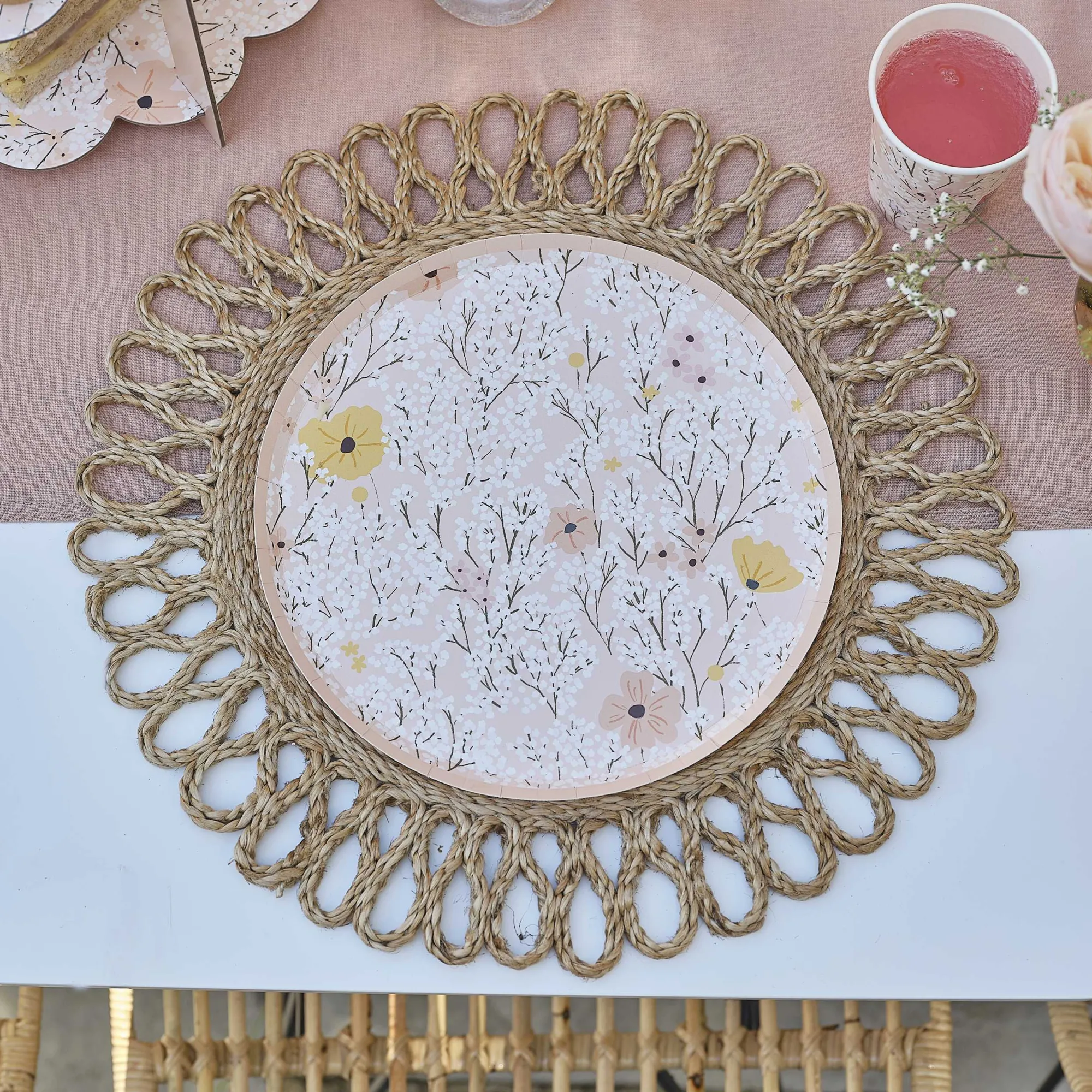 Paper Plates|Floral*Whistlefish Pink Floral Paper Plates